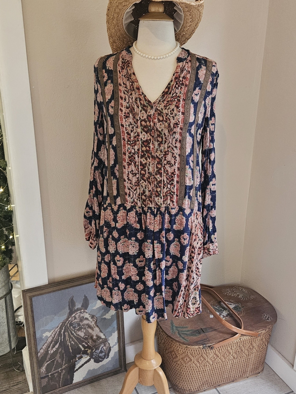 Tiny By Anthropologie Navy and Blush Floral Long-Sleeve V-Neck Boho Dress
